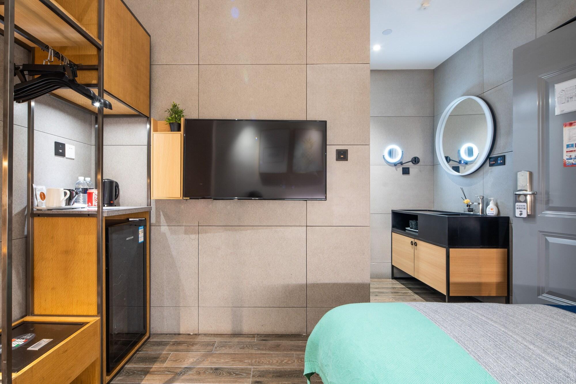 Moju Hotel Jingan Zewnętrze zdjęcie