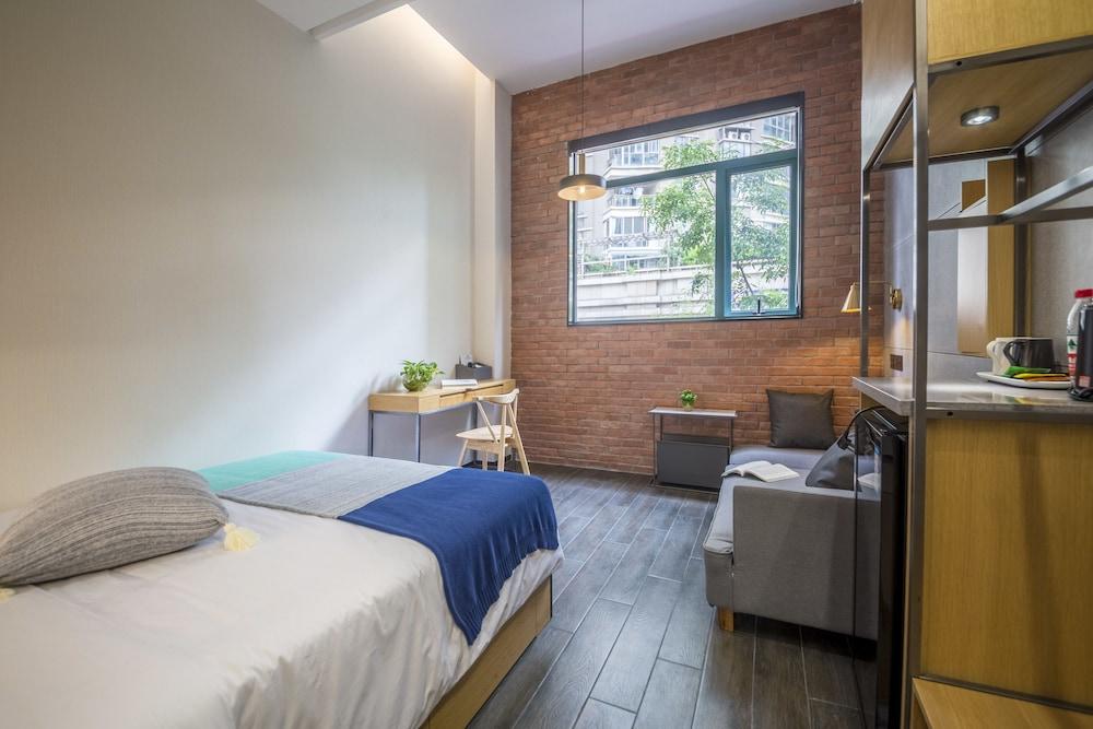 Moju Hotel Jingan Zewnętrze zdjęcie