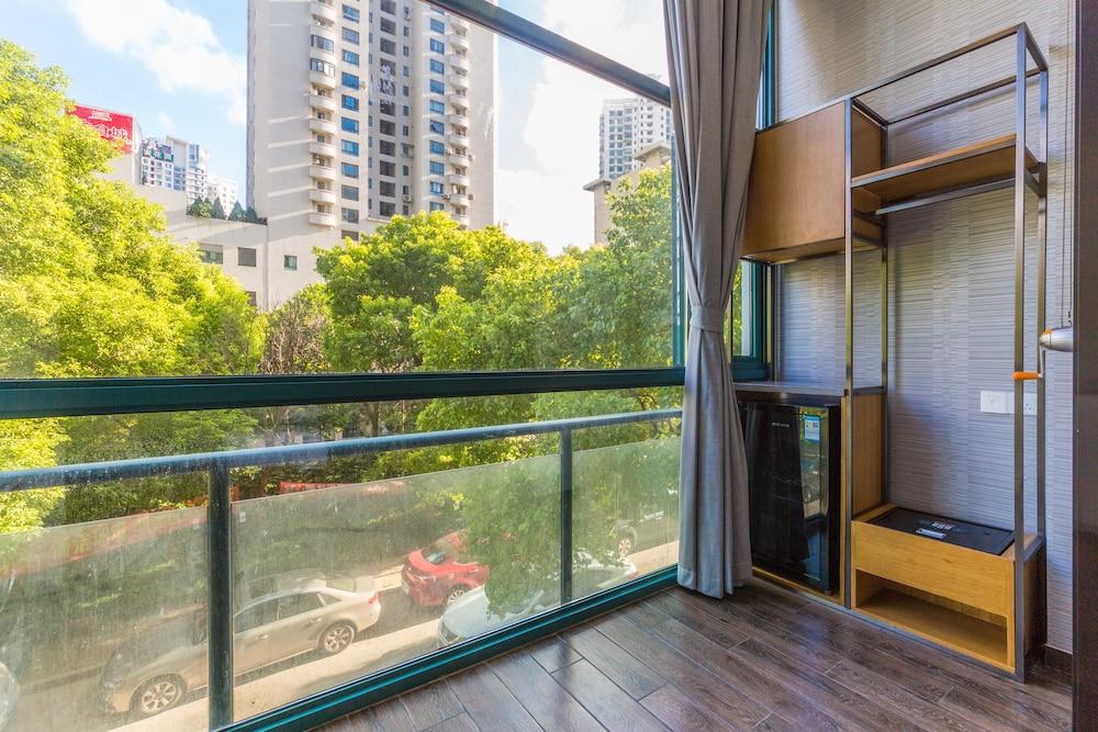 Moju Hotel Jingan Zewnętrze zdjęcie