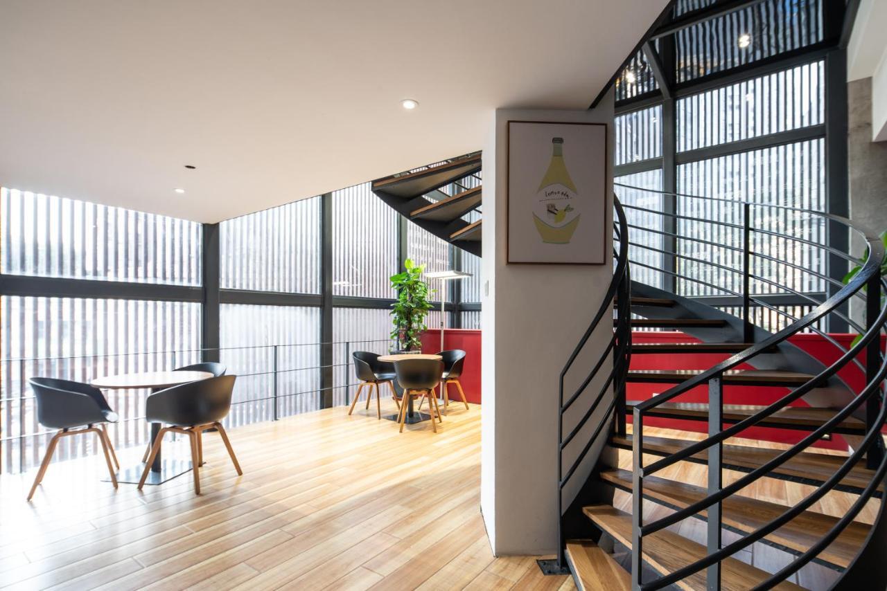 Moju Hotel Jingan Zewnętrze zdjęcie