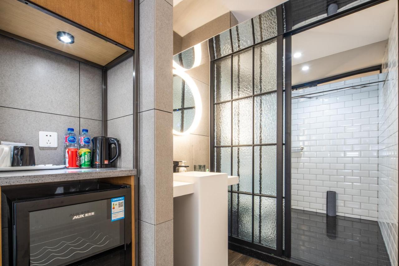 Moju Hotel Jingan Zewnętrze zdjęcie