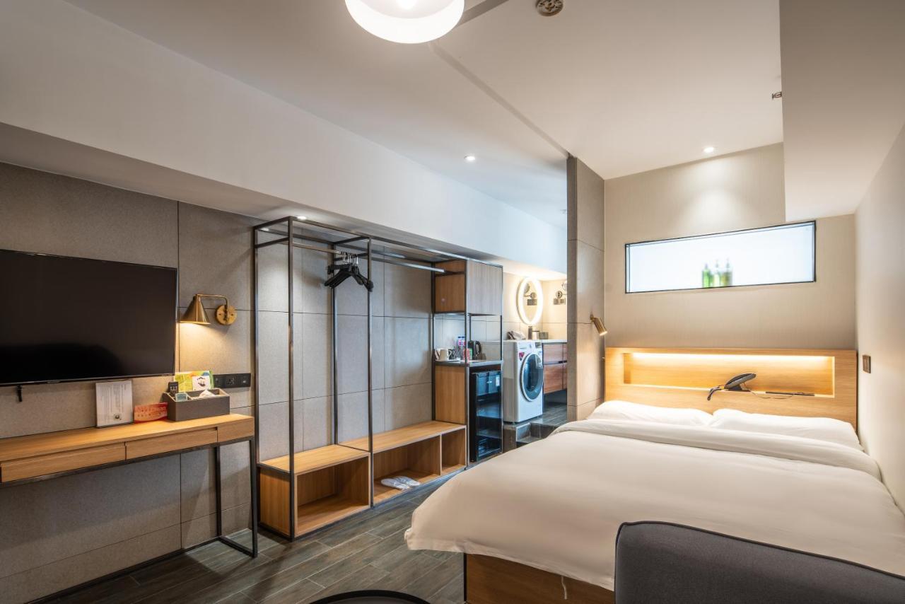 Moju Hotel Jingan Zewnętrze zdjęcie